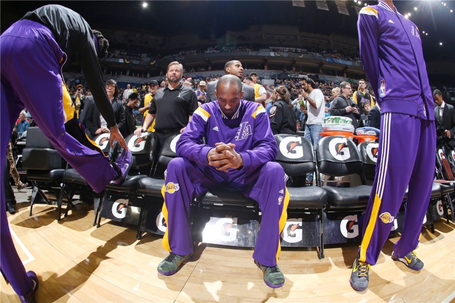 杜兰特关键补篮逆转比分（杜兰特关键补篮完成反超）