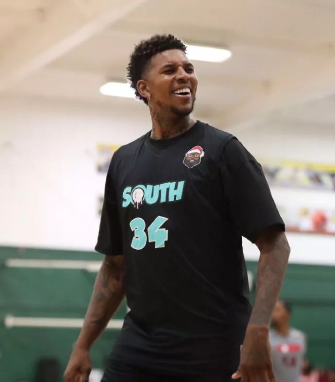 欧冠生死战！皇马后防线告急 阿隆索迎来最关键一战（欧冠生死局将至：皇马防线拉响警报，阿隆索迎关键一役）