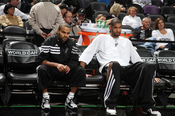 姆巴佩欧冠生涯已5次戴帽，仅次于梅西、C罗和莱万（姆巴佩欧冠第5次上演帽子戏法，排名仅在梅西、C罗、莱万之后）