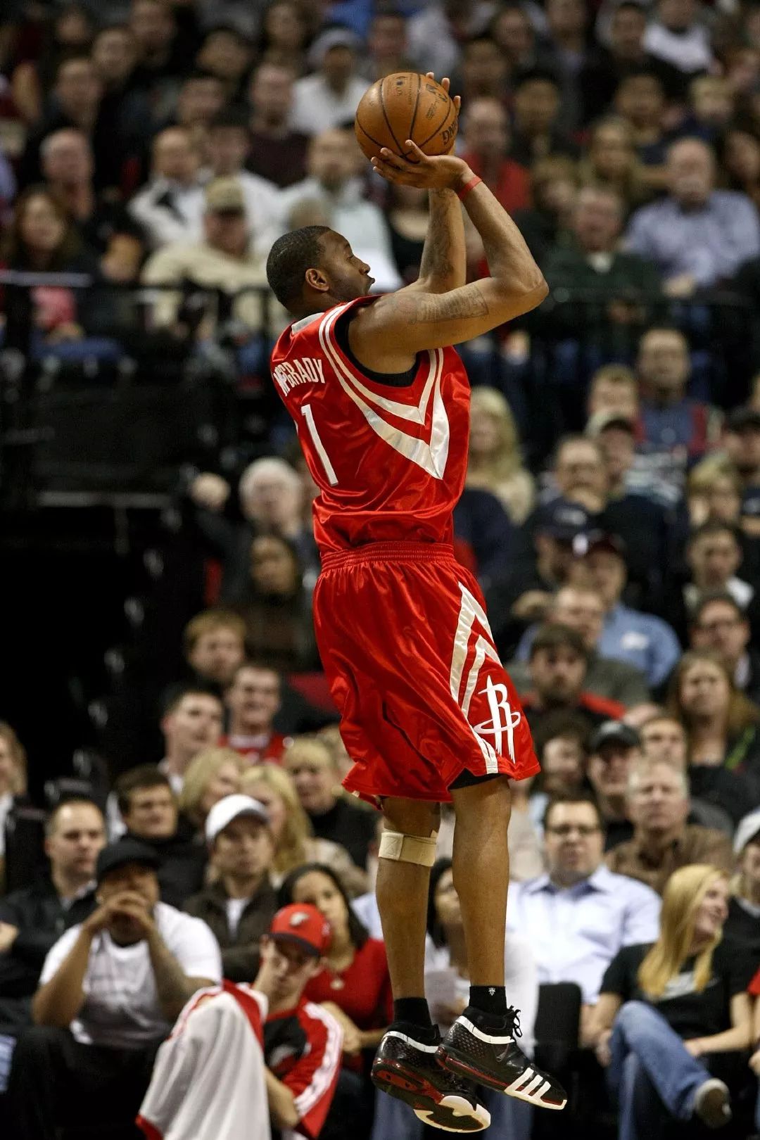 土媒：贝西克塔斯在认真追求桑乔，愿提供租借加买断的条款（土媒：贝西克塔斯积极引进桑乔，拟提供先租后买方案）